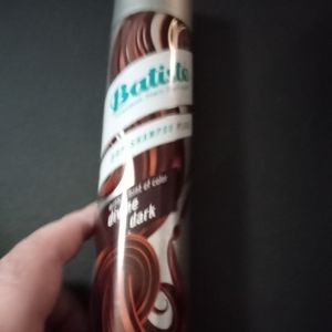 Dry SHAMPOO with Color Divine Dark